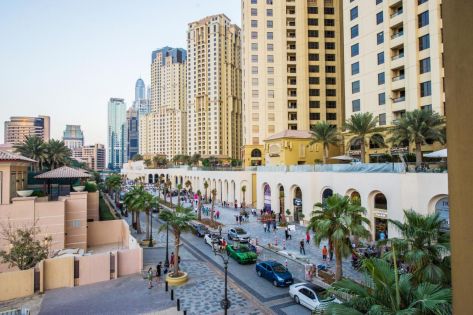 RAMADA HOTEL & SUITES BY WYNDHAM JBR